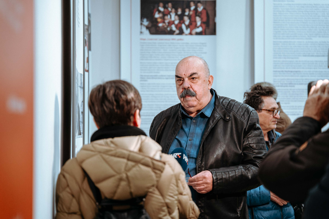  U Muzeju otvorena fenomenalna izložba ‘Važna je emocija, a ne note! Kazivanja o šibenskim klapama’