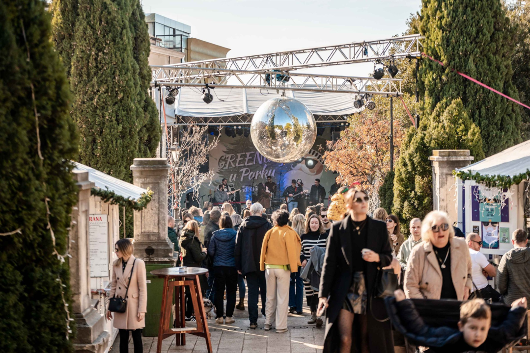 Vodički 'Spectrum' na Adventuri: Kava se pila uz glazbu od pedesetih do danas