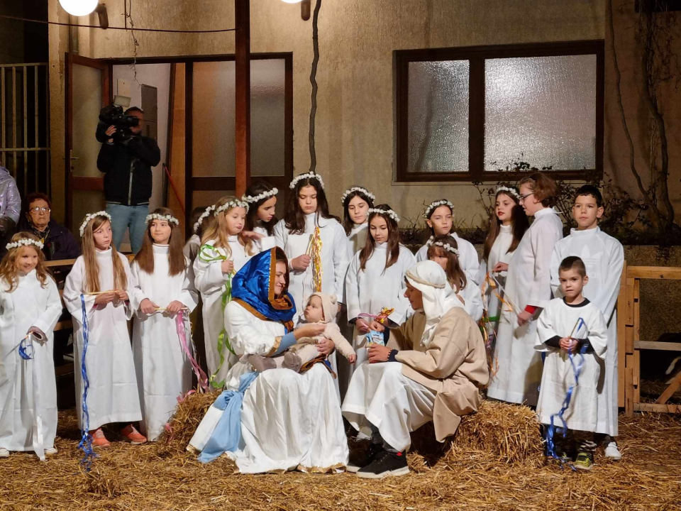 Župljani Vidika uprizorili žive jaslice, sugrađani oduševljeni 