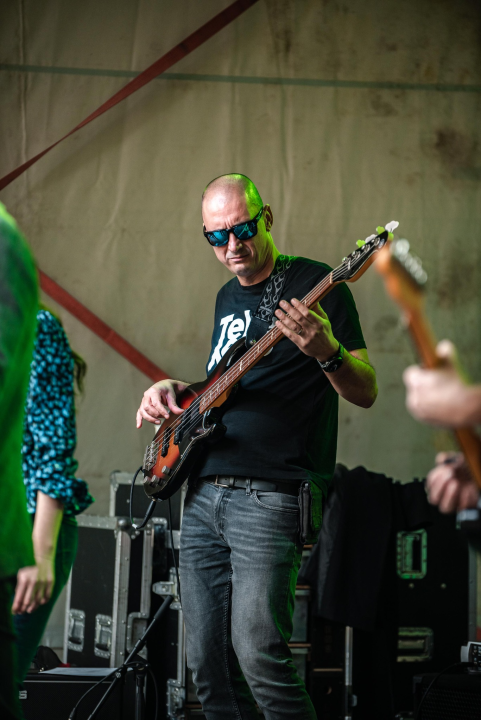 'Jedinstveni spoj starosti i neiskustva': Teke Yeke rasplesali sve u Parkiću 