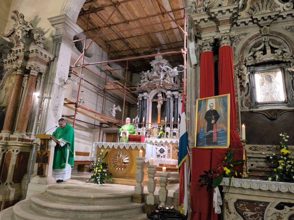 U Vodicama pedeset parova obnovilo bračne zavjete