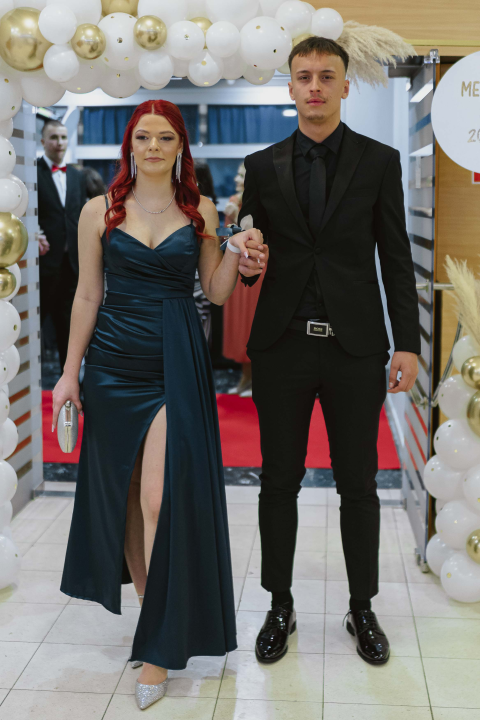 Učenici Medicinske škole Šibenik u večeri koju će pamtiti do kraja života (1. dio)