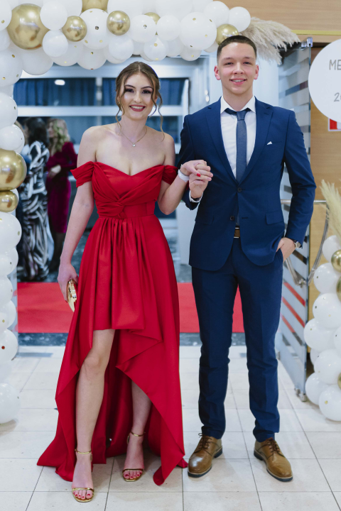 Učenici Medicinske škole Šibenik u večeri koju će pamtiti do kraja života (1. dio)