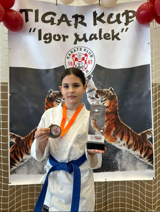 Murterski karataši osvojili deset medalja na turniru u Sisku