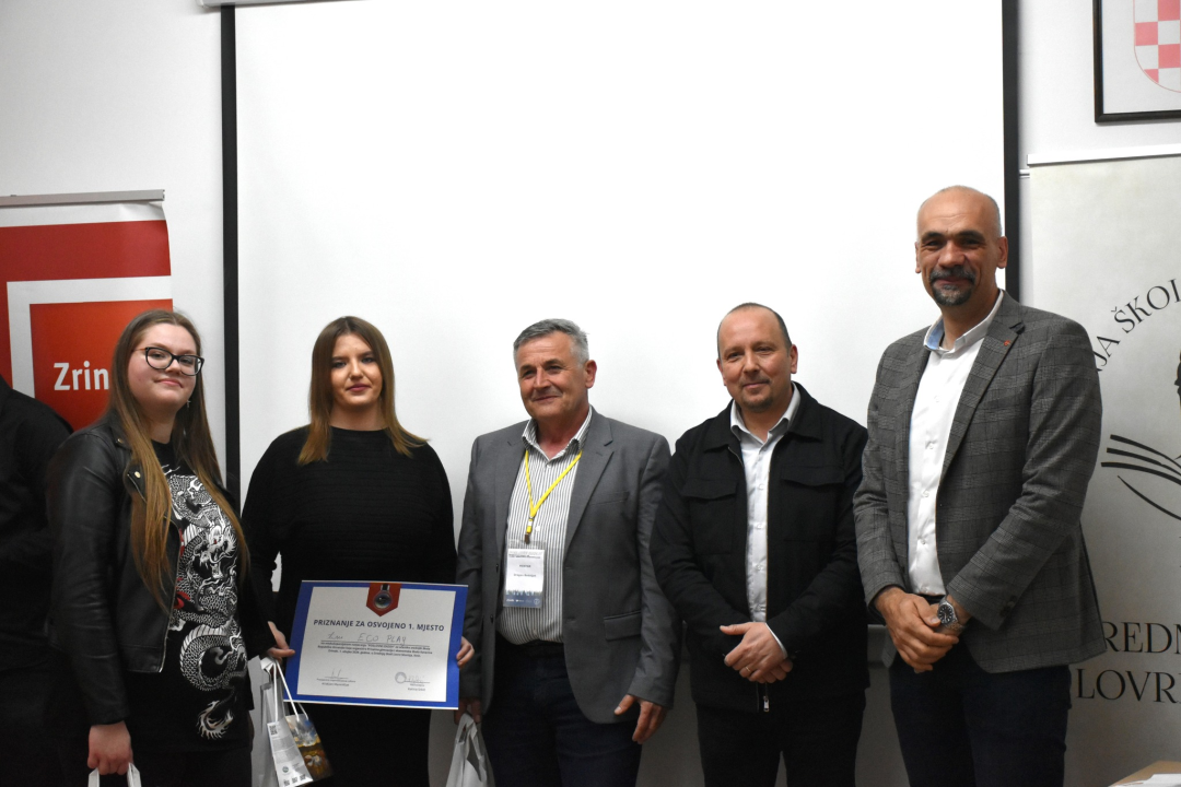 U kninskoj srednjoj školi održano regionalno natjecanje Poslovni izazov 2024. za regiju Jug