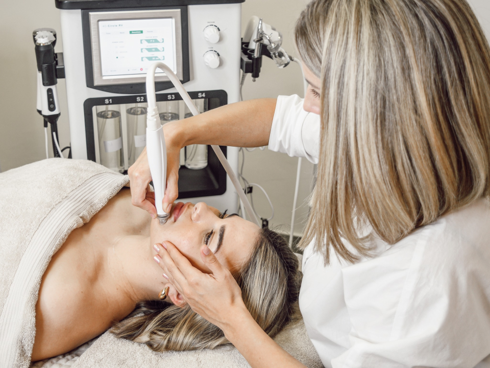 Posjetite novi kozmetički salon Saphir!