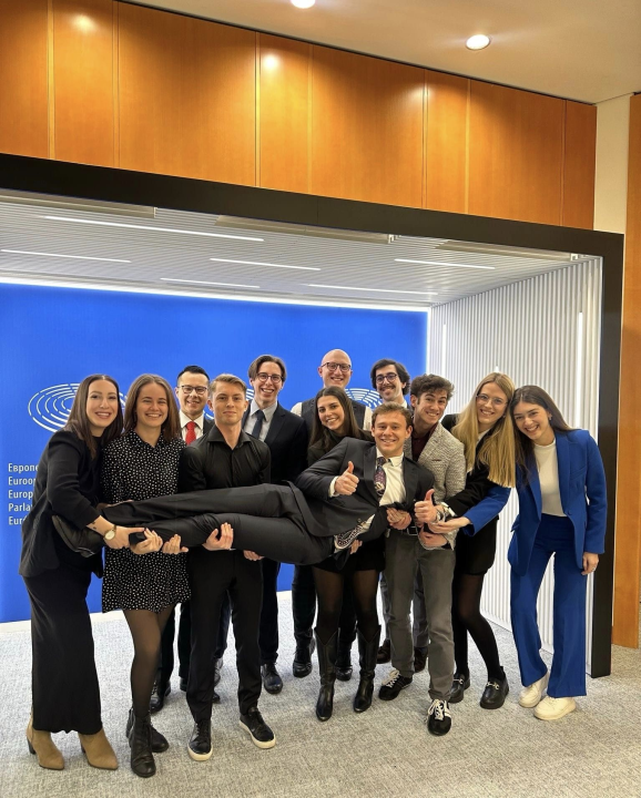 Šibenčanka Jelena Jurić stažira u Bruxellesu: 'Stanovi su skupi, ali cijene hrane i režija niže su nego kod nas'