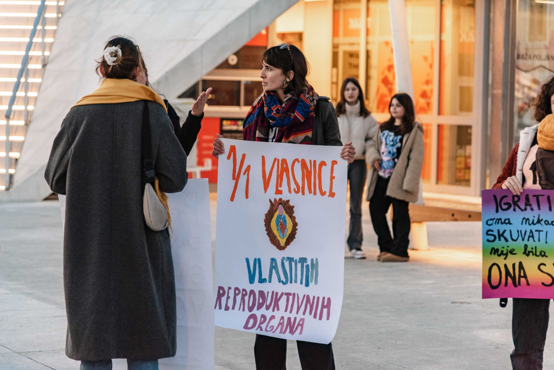 Ništa cvijeće i bombonijere: Šibenčanke, uz pokojeg Šibenčana, proslavile Dan žena na drugačiji način