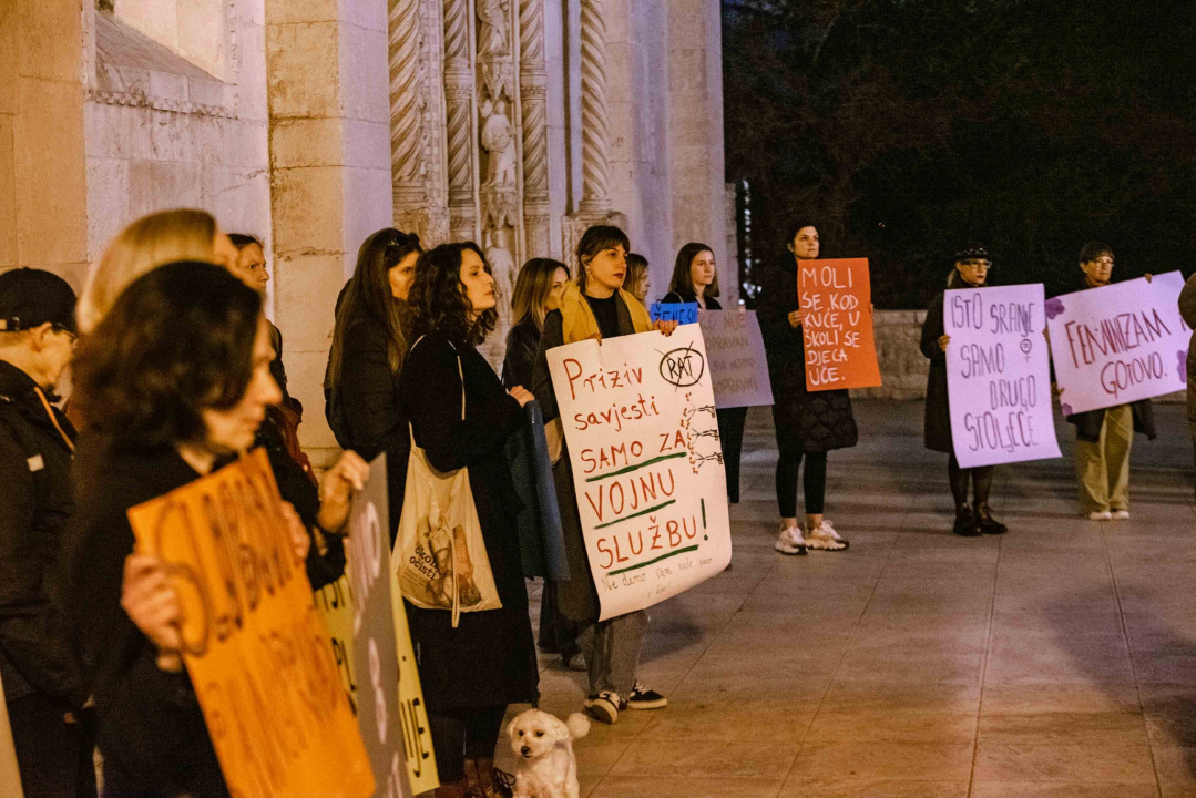 Ništa cvijeće i bombonijere: Šibenčanke, uz pokojeg Šibenčana, proslavile Dan žena na drugačiji način
