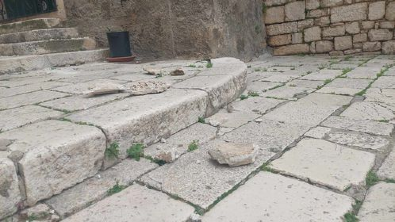 Izbjegavajte Goricu kod sv. Krševana, padaju komadi fasade 