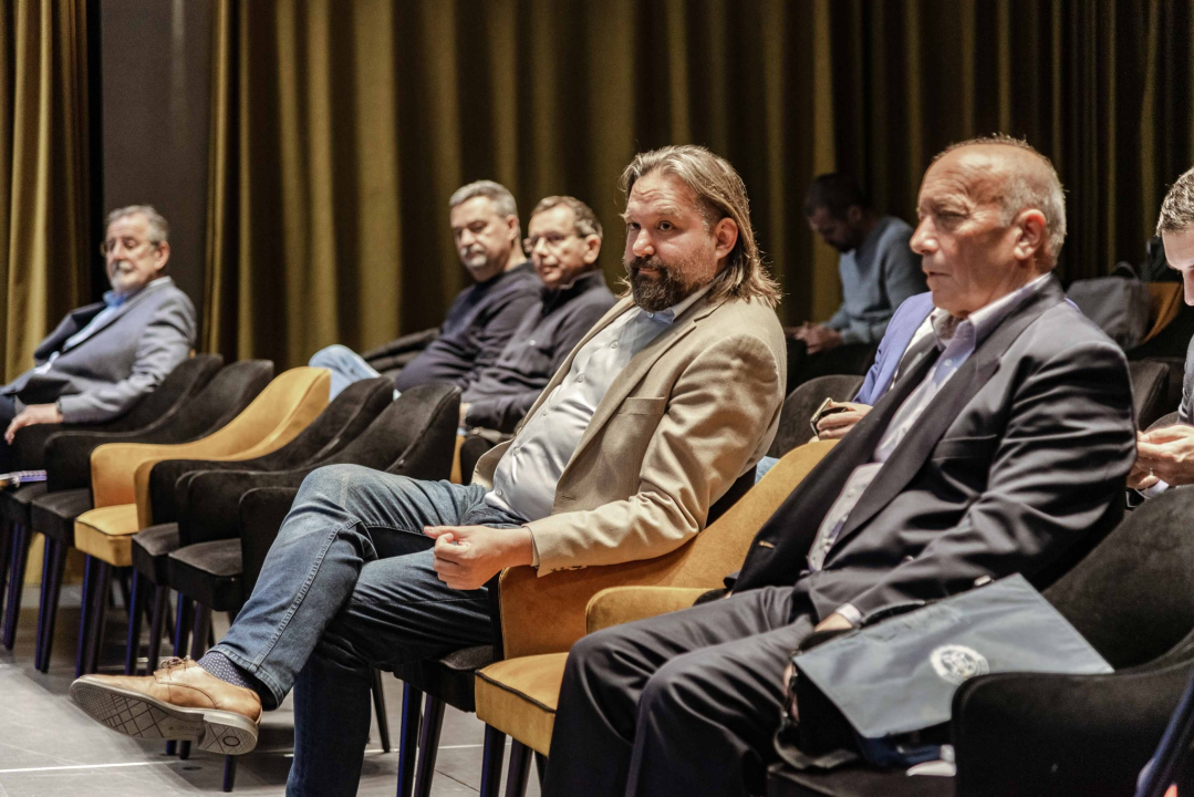 Prepucavanje o Batiželama i Podima na Gradskom vijeću: Citirali su se i Pink Floydi 