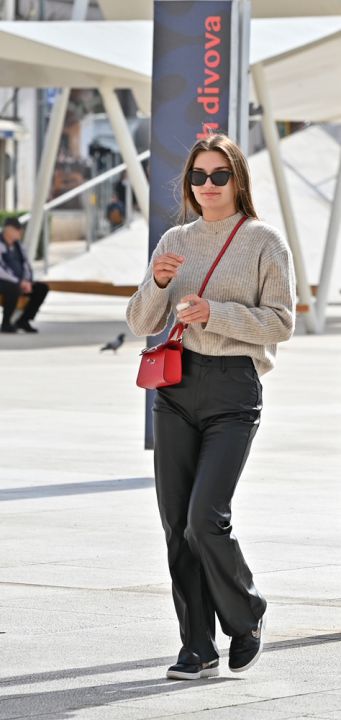 Karirani uzorci i baloneri svih boja preplavili su grad: Evo tko nam je upao u oko ovaj tjedan 