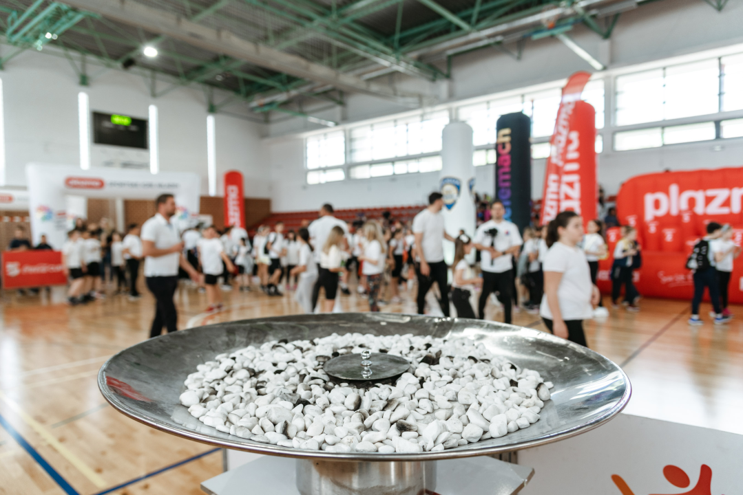 U OŠ Meterize započele Plazma sportske igre mladih: Čak 28 ekipa se natječe u graničaru 