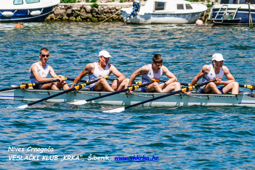 Protekli vikend u Zatonu se okupilo 450 veslača, 'Krkaši' osvojili prvo mjesto