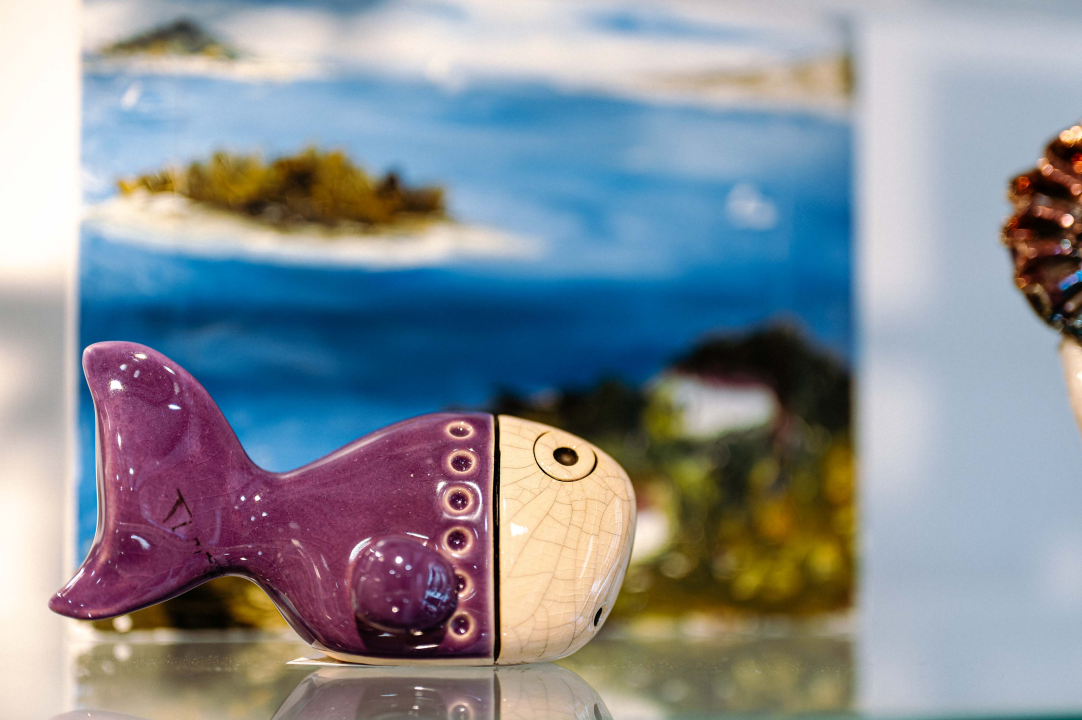 Unikatnim slikama i skulpturama iz Galerije Juraj Dalmatinac uljepšajte svoje interijere 