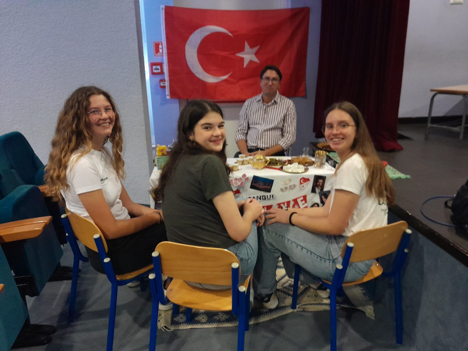 Europa u gostima: Katolička škola ugostila 28 govornika iz 17 europskih država