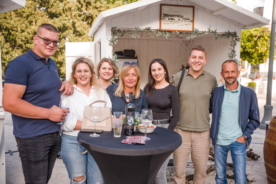 Otvoren Festival drniškog merlota