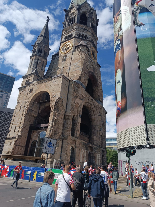 Šibenčani se odlično zabavljaju u Berlinu, s njima i Stipe Bačelić-Grgić