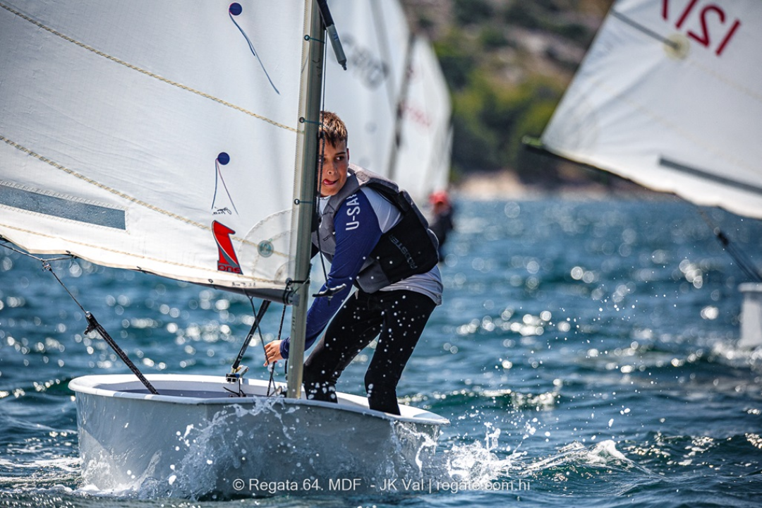 Jakov Blinja iz Jedriličarskog kluba Šibenik najbolji na Valovoj festivalskoj regati optimista