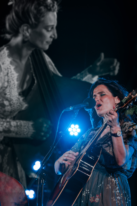 Nina Romić na Baroneu Djevojkom iz mog kraja rastjerala buru 