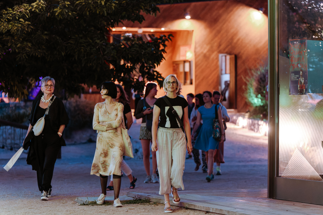 Nina Romić na Baroneu Djevojkom iz mog kraja rastjerala buru 