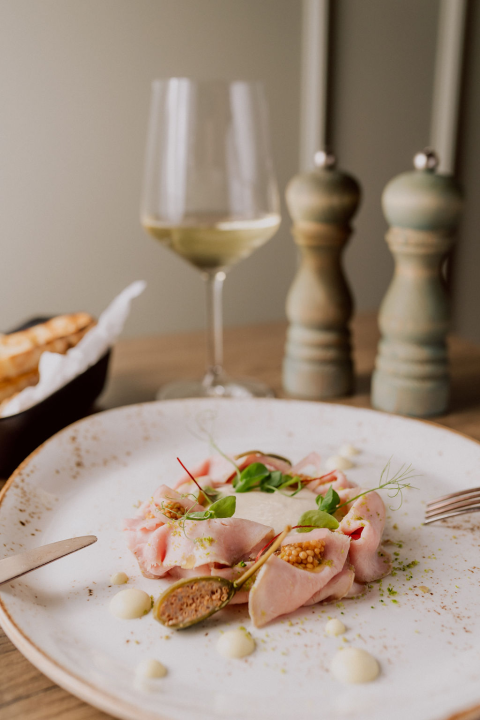 Uživajte u vanjskoj terasi bistroa Kod Starog