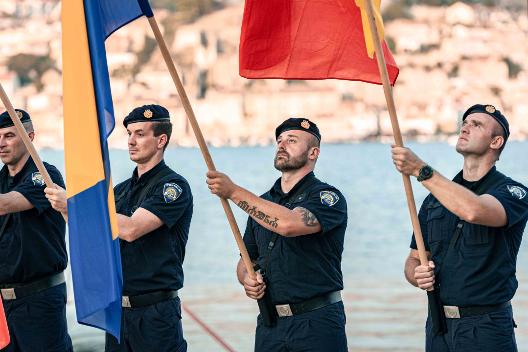 Na Martinskoj se okupili policajci, a Božinović poručio: 'Jedna smo od najsigurnijih zemalja na svijetu'