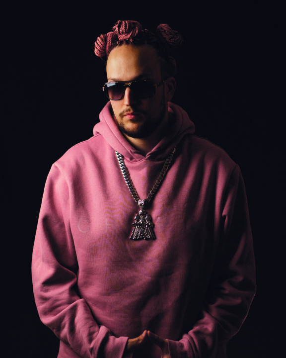 Trap spektakl na Šubićevcu otvara Hiljson Mandela, a od 22 sata pozornicom vladaju Jala i Buba