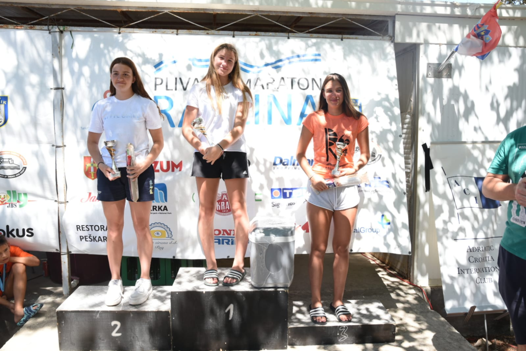 Sport i zabava: Na Plivačkom maratonu u Raslini 235 natjecatelja