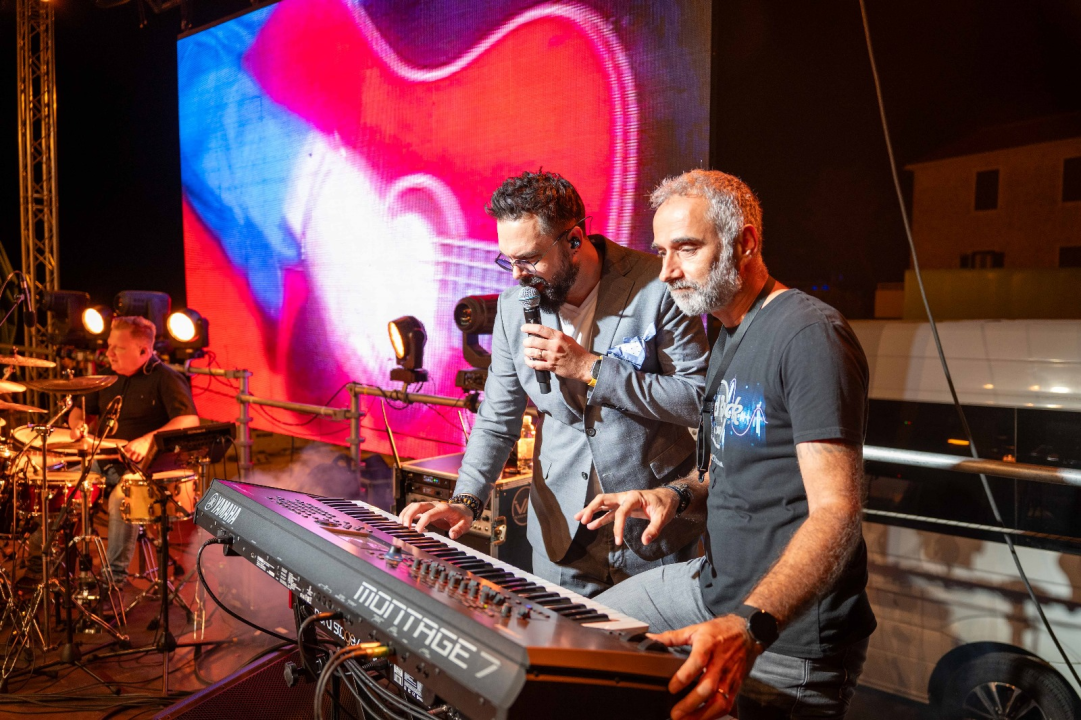 Vodička fešta okupila rekordan broj ljudi: Iće i piće, Mile Perkov, Fenixi, Spectrum i legendarni Petar Grašo