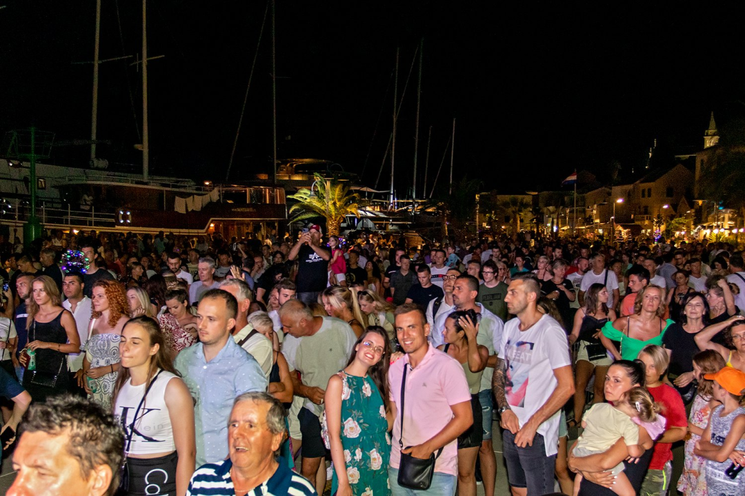 Dalmatino i grupa Best zabavljat će vas do kasno u noć 