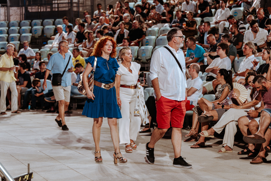 Gitaristička legenda Tommy Emmanuel na Mihovilu oduševio sviranjem tri dionice istovremeno 