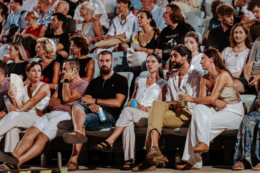 Gitaristička legenda Tommy Emmanuel na Mihovilu oduševio sviranjem tri dionice istovremeno 