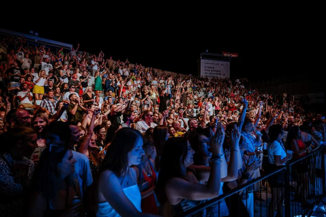 Spektakl na tvrđavi sv. Mihovila: Uz Štuke i Pipse oduševila se šibenska publika