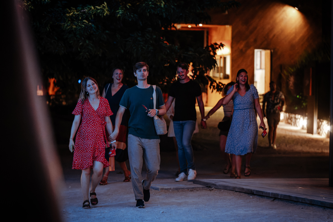 Oblaci su se razišli, nevrijeme je pričekalo, a Lelu Kaplowitz je na pozornicu Baronea ispratio puni mjesec