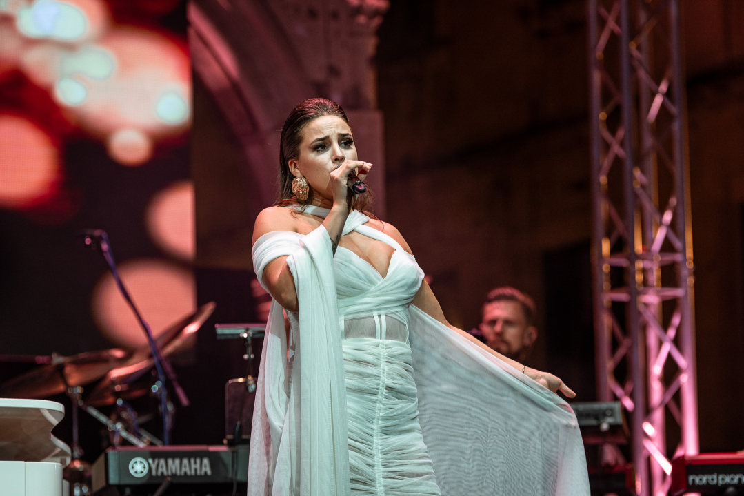 Duška Brčić-Šušak pobjednica Večeri dalmatinske šansone, Ibrica Jusić dobio nagradu za životno djelo