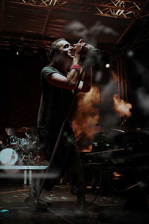 Editorsi održali fantastičan koncert u Šibeniku, nije ih omeo ni vjetar ni kiša