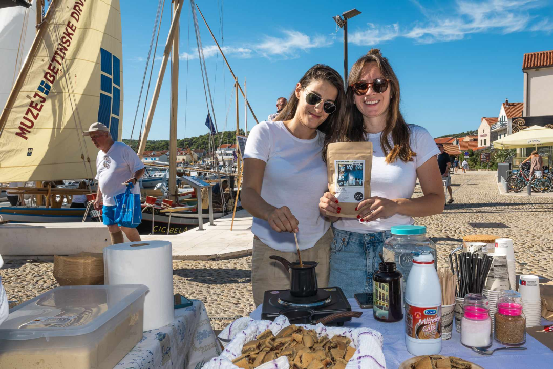 Sunčana subota bila je kao stvorena za marendu i đir po Betini 