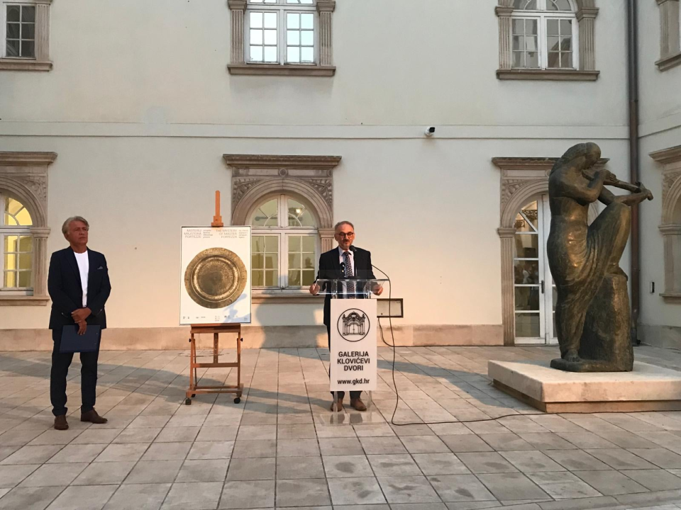 Autorica izložbe šibenskog umjetnika Fortezze u Klovićima: 'Ovo je izložba koja se događa samo jednom u životu'