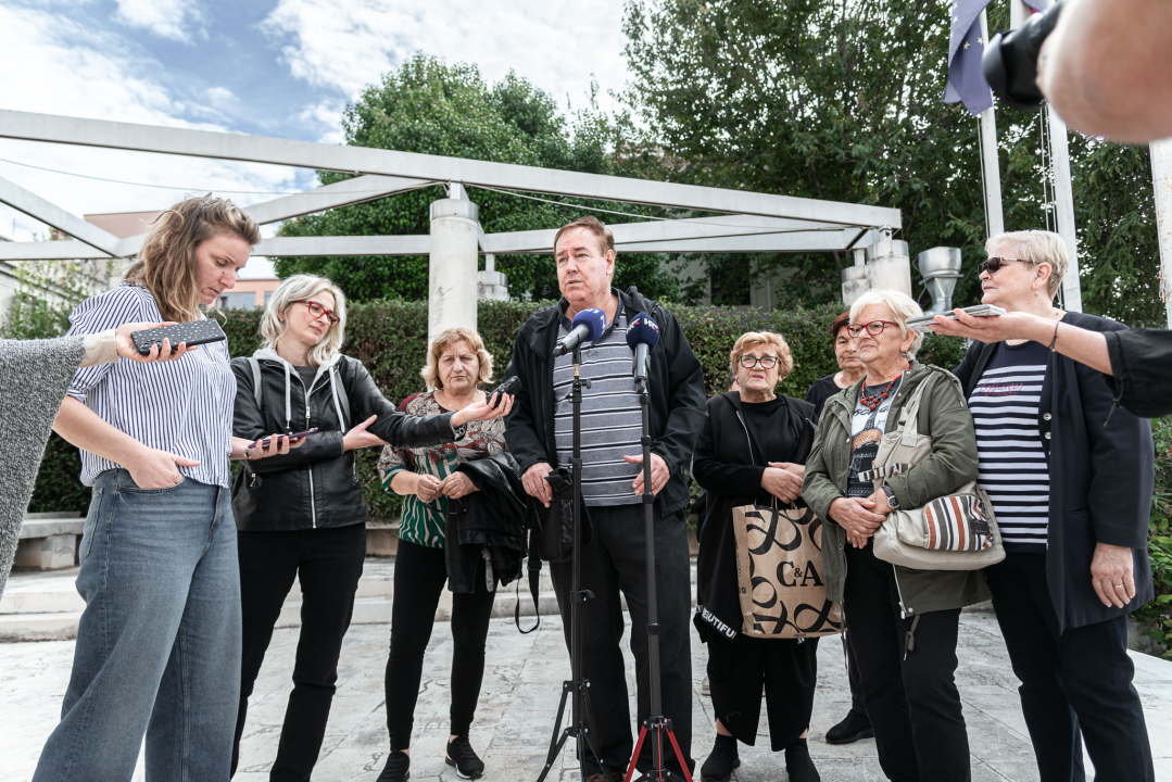 Bivše djelatnice šibenske 'Revije' apeliraju Bačiću: 'Ministre, primite nas, riješimo to! Nema razloga za odugovlačenje'