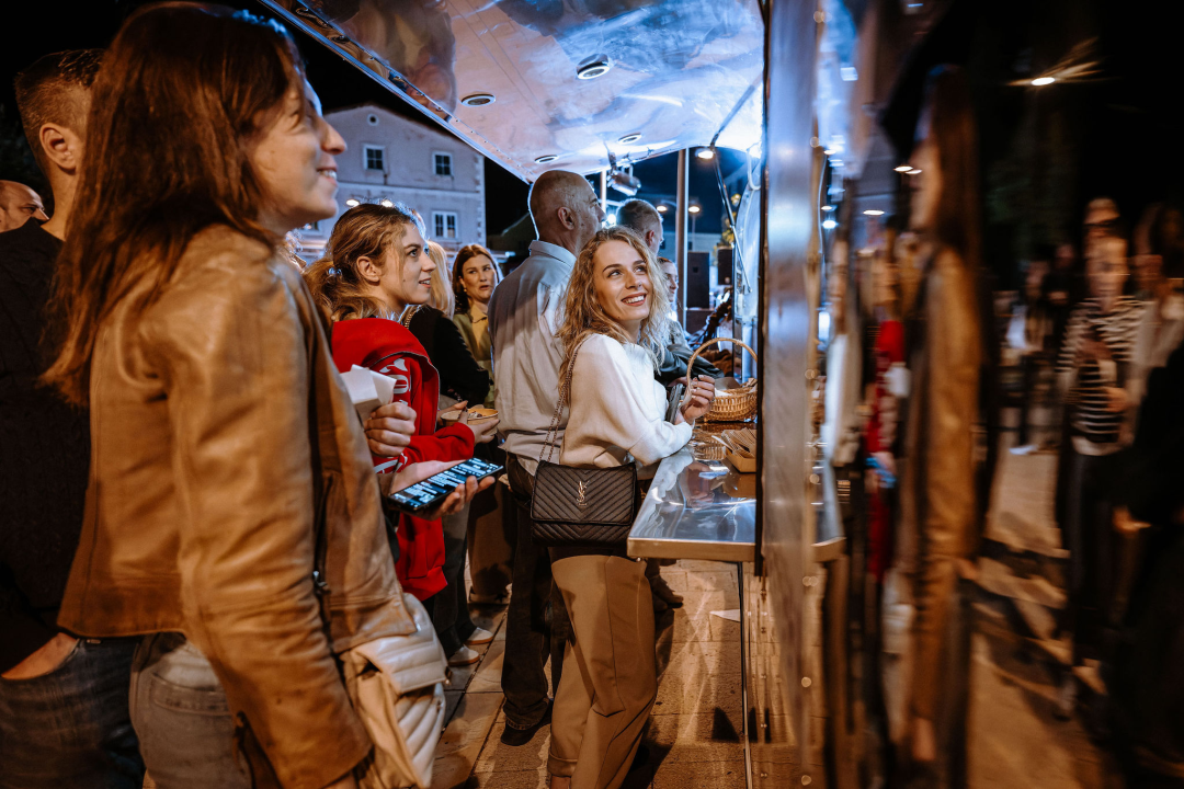 Održana druga eno-gastro manifestacija po redu 'Taste like... Skradin, Drniš, Bilice': Tradicionalna jela na moderan način