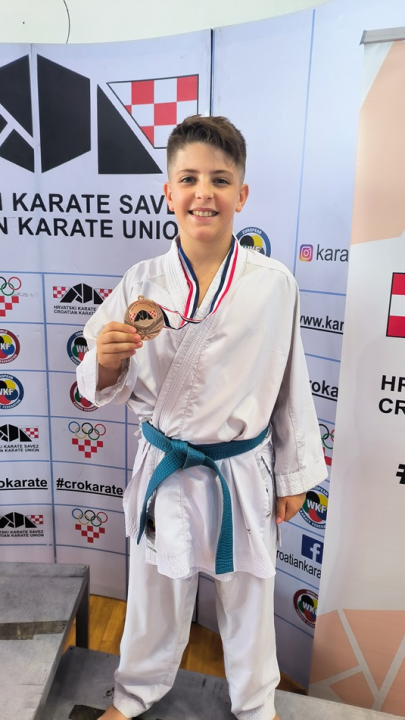 Karatisti Šibenika 1066 na Prvenstvu Hrvatske uzeli pet srebra i šest bronci