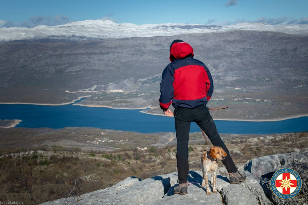 Ivan i Jenny iz HGSS-a Šibenik novi su K9 potražni tim