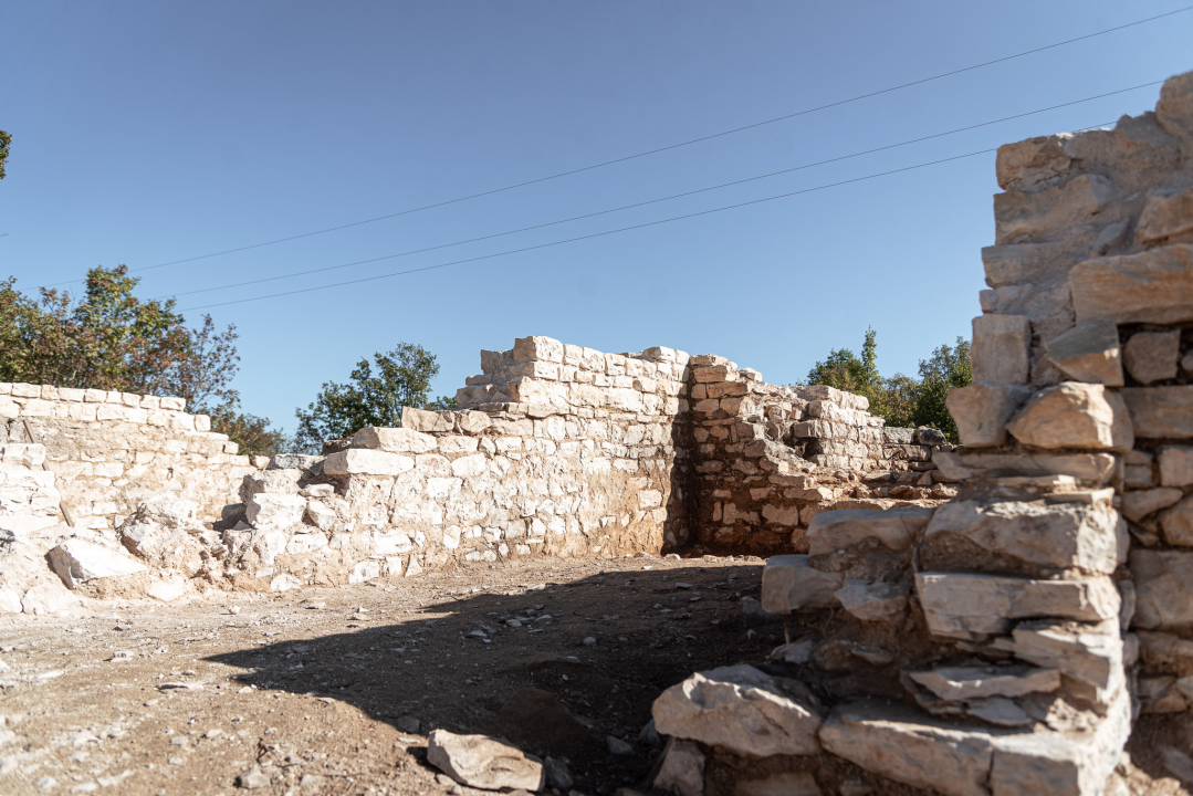 Objekt kraj Goriša, veći od zadarskog sv. Donata, arheolozima i dalje izaziva zazubice: Crkva, vila ili vojna utvrda?