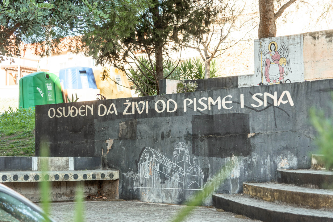 Šibenik diše narančasto: Kvartovi postaju galerije za navijačku umjetnost (2. dio)