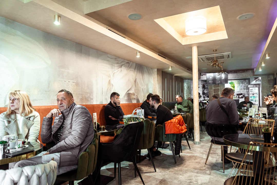 Ne propustite odličnu zabavu uz Ivanu Banfić u Mozartu!