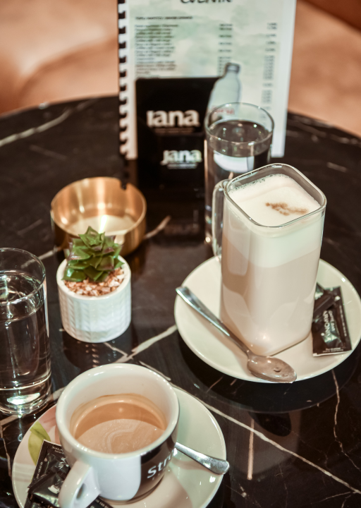 Ne propustite odličnu zabavu uz Ivanu Banfić u Mozartu!