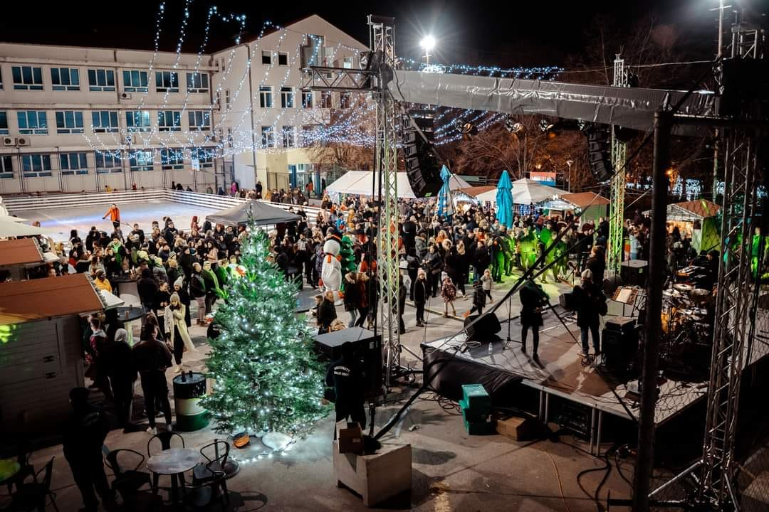 Kraljevski advent u Kninu: Baruni otvaraju vrata blagdanske čarolije