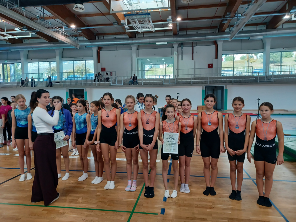 Gimnastičarka Dišpeta Lucija Vlahov viceprvakinja države u višeboju, Zorić četvrti, sedam medalja iz Solina