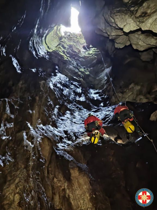 Šibenski HGSS s kolegama iz BiH na zajedničkoj speleo vježbi pokazali visoki nivo spremnosti